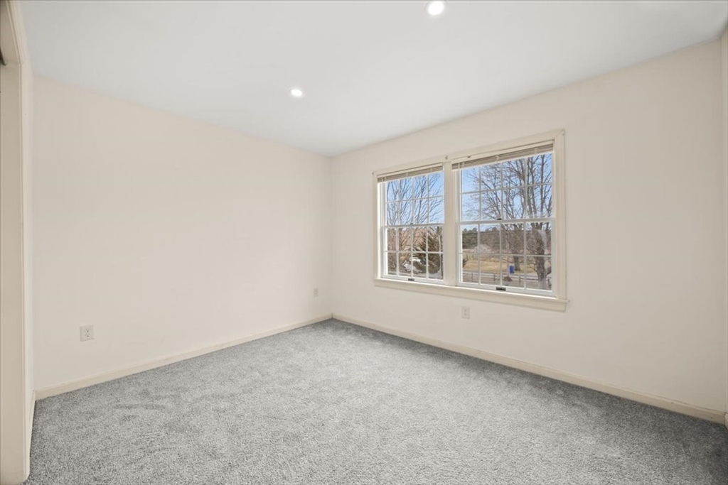 212 Scadding Street Taunton, MA 02780 - Photo 24 of 42