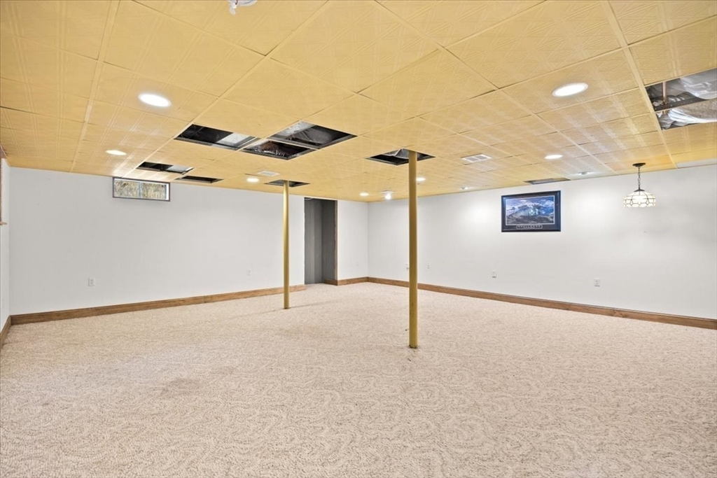 212 Scadding Street Taunton, MA 02780 - Photo 30 of 42