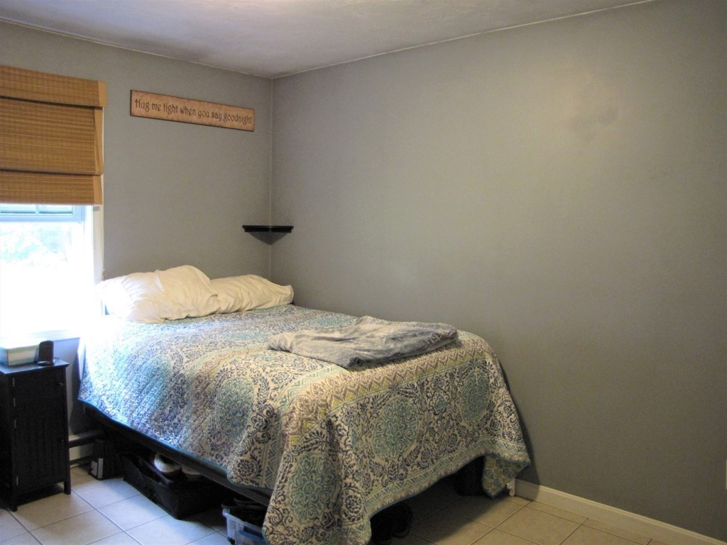 246 Stafford Road Holland, MA 01521 - Photo 5 of 14