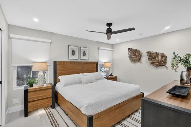 $949,000 | 6063 East Peppertree Way, Unit 111, Sarasota, FL 34242