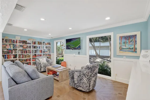 $949,000 | 6063 East Peppertree Way, Unit 111, Sarasota, FL 34242