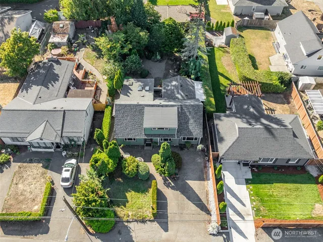 $575,000 | 9612 Oak Lane Southwest, Lakewood, WA 98499