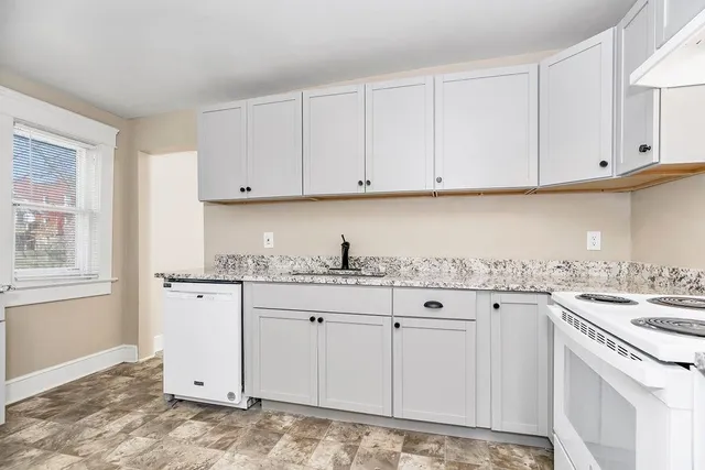 $815,000 | 2755 Cherry Street, Kansas City, MO 64108