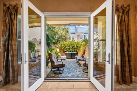 $2,496,000 | 7090 Corintia Street, Carlsbad, CA 92009