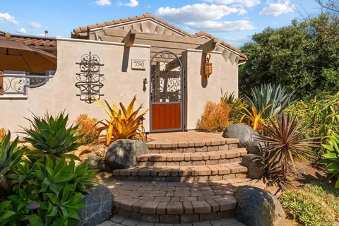 $2,496,000 | 7090 Corintia Street, Carlsbad, CA 92009