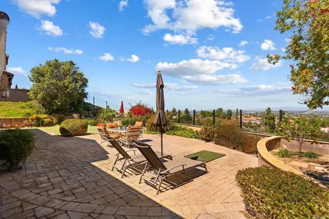 $2,496,000 | 7090 Corintia Street, Carlsbad, CA 92009