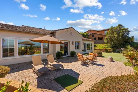 $2,496,000 | 7090 Corintia Street, Carlsbad, CA 92009