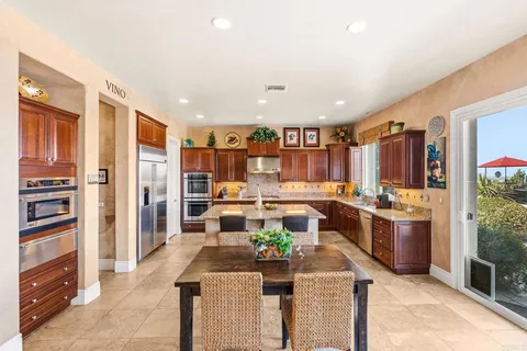 $2,496,000 | 7090 Corintia Street, Carlsbad, CA 92009