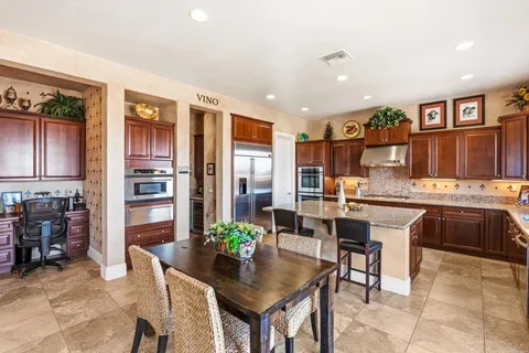 $2,496,000 | 7090 Corintia Street, Carlsbad, CA 92009