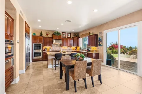 $2,496,000 | 7090 Corintia Street, Carlsbad, CA 92009