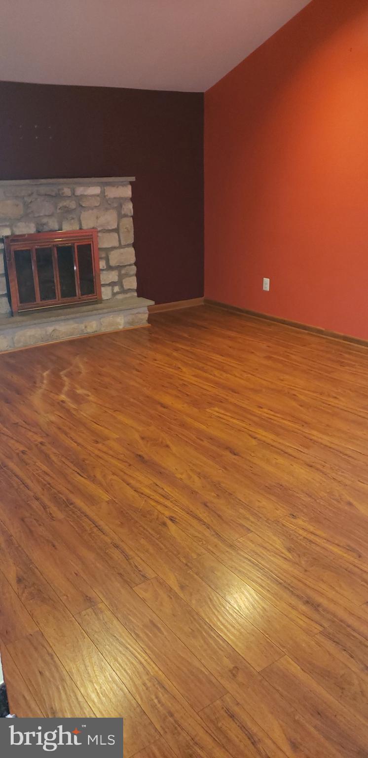 760 Ridge Lane Warminster, PA 18974 - Photo 21 of 25 Gallery Image 21