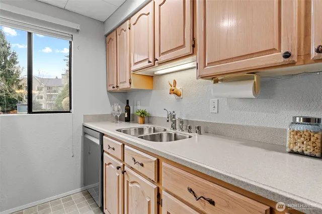 $350,000 | 12729 Northeast 144th Street, Unit 154D, Kirkland, WA 98034