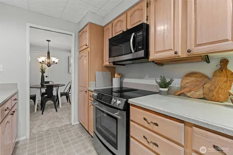 $350,000 | 12729 Northeast 144th Street, Unit 154D, Kirkland, WA 98034