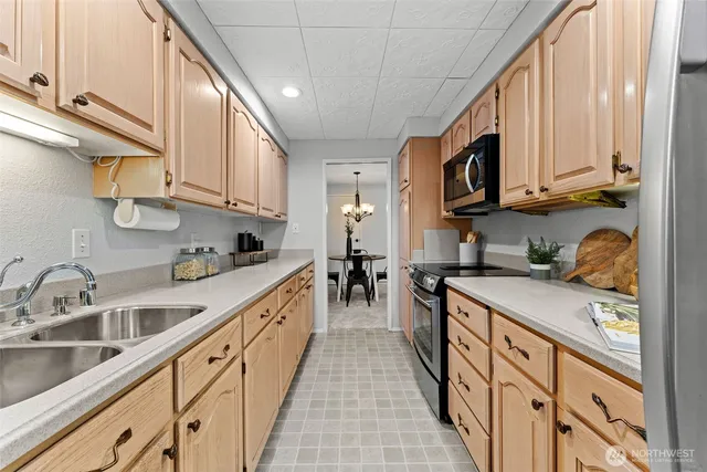 $350,000 | 12729 Northeast 144th Street, Unit 154D, Kirkland, WA 98034