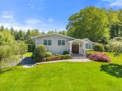 $1,595,000 | 3 Warnke Lane, Scarsdale, NY 10583