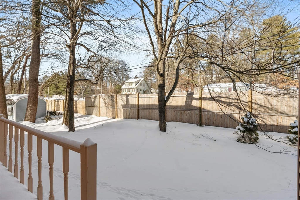 29 Pinewood Road Wellesley, MA 02482 - Photo 22 of 23