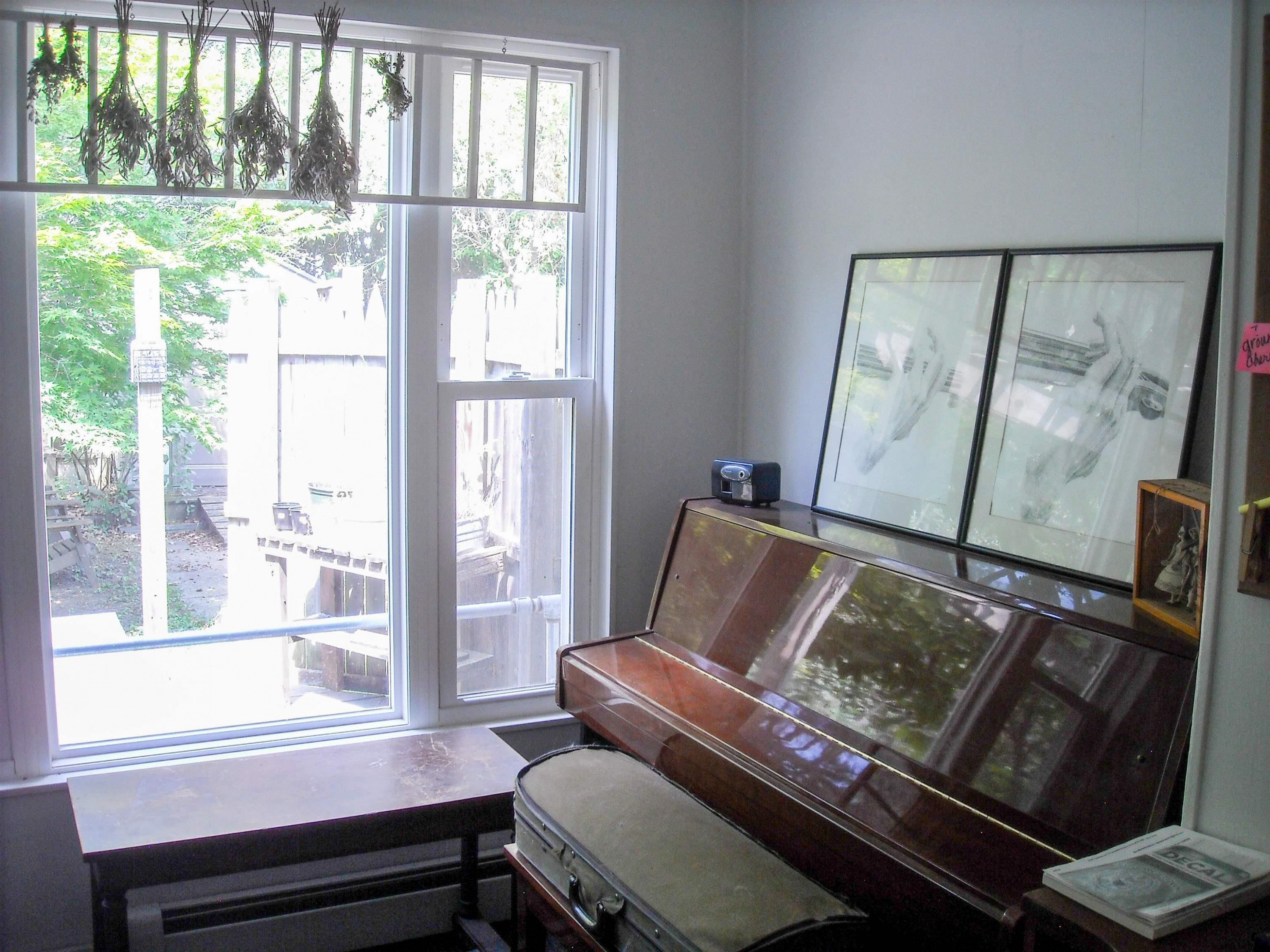 451 Clayton Road Schenectady, NY 12304 - Photo 12 of 74 Photo 12
