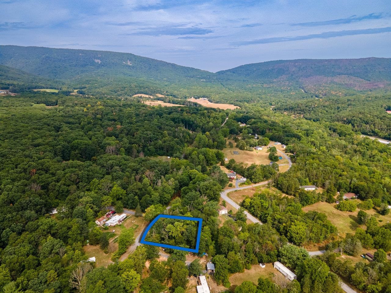 B16 Doyle Road Luray, VA 22835 - Photo 6 of 16 Gallery Image 6