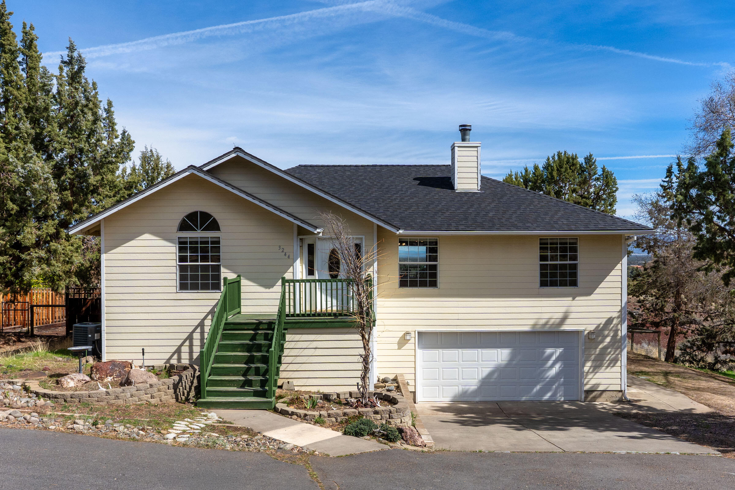 3244 Southwest 34th Street Redmond, OR 97756 - Photo 1 of 50 301_SW 34th-V2_Pro Property Photos_Bend