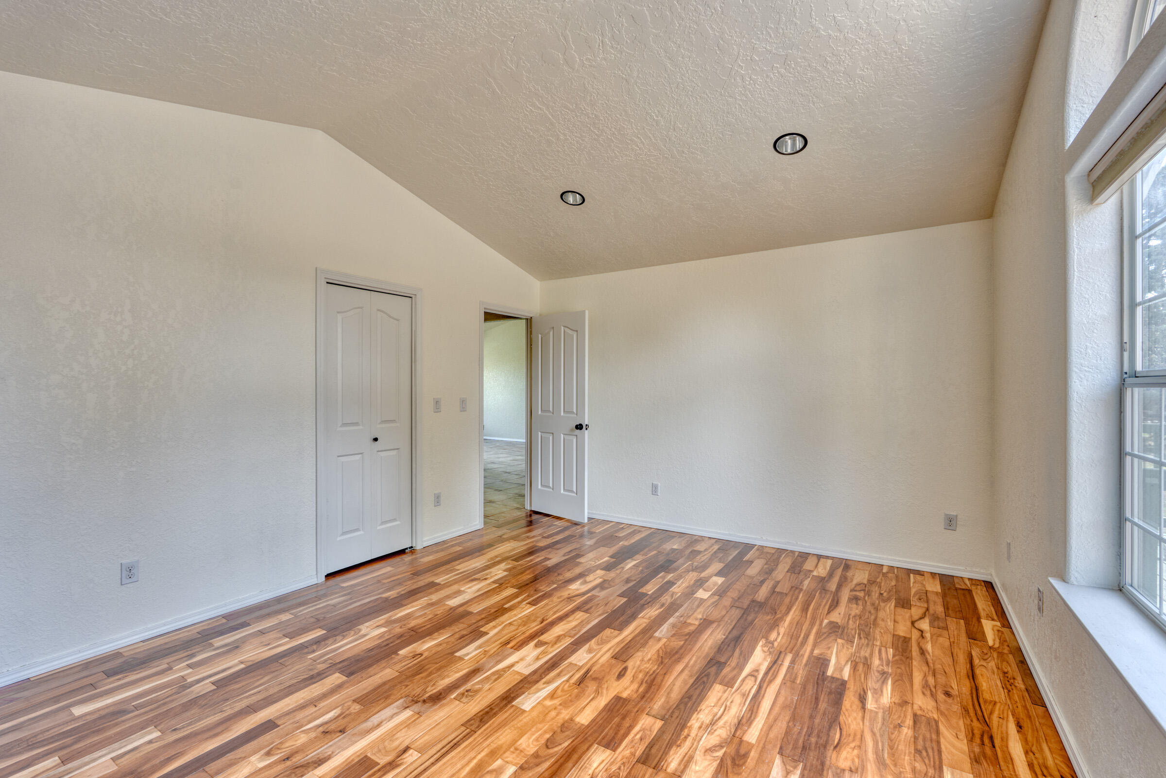 3244 Southwest 34th Street Redmond, OR 97756 - Photo 17 of 50 343_SW 34th-V2_Pro Property Photos_Bend