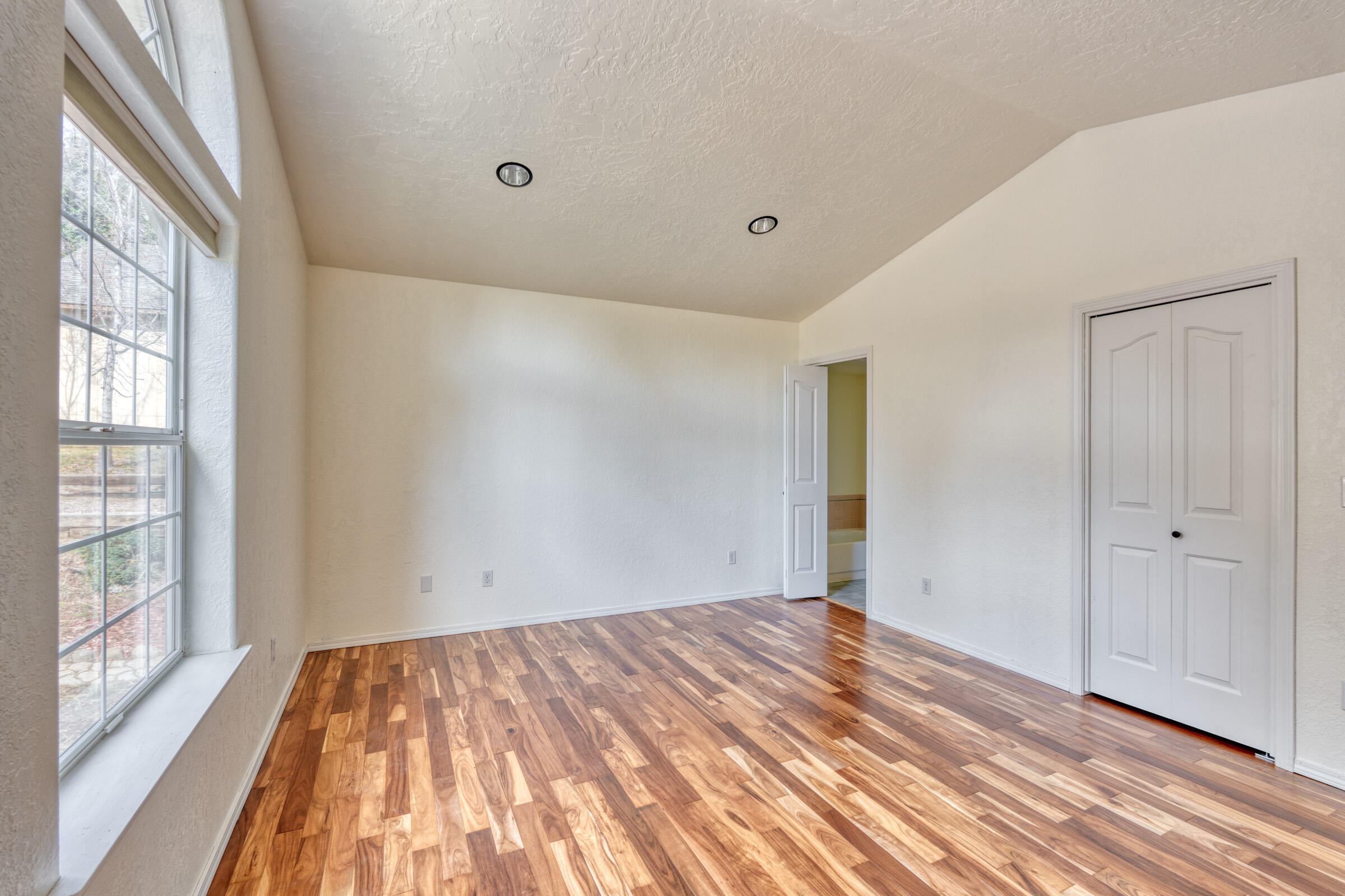 3244 Southwest 34th Street Redmond, OR 97756 - Photo 19 of 50 344_SW 34th-V2_Pro Property Photos_Bend