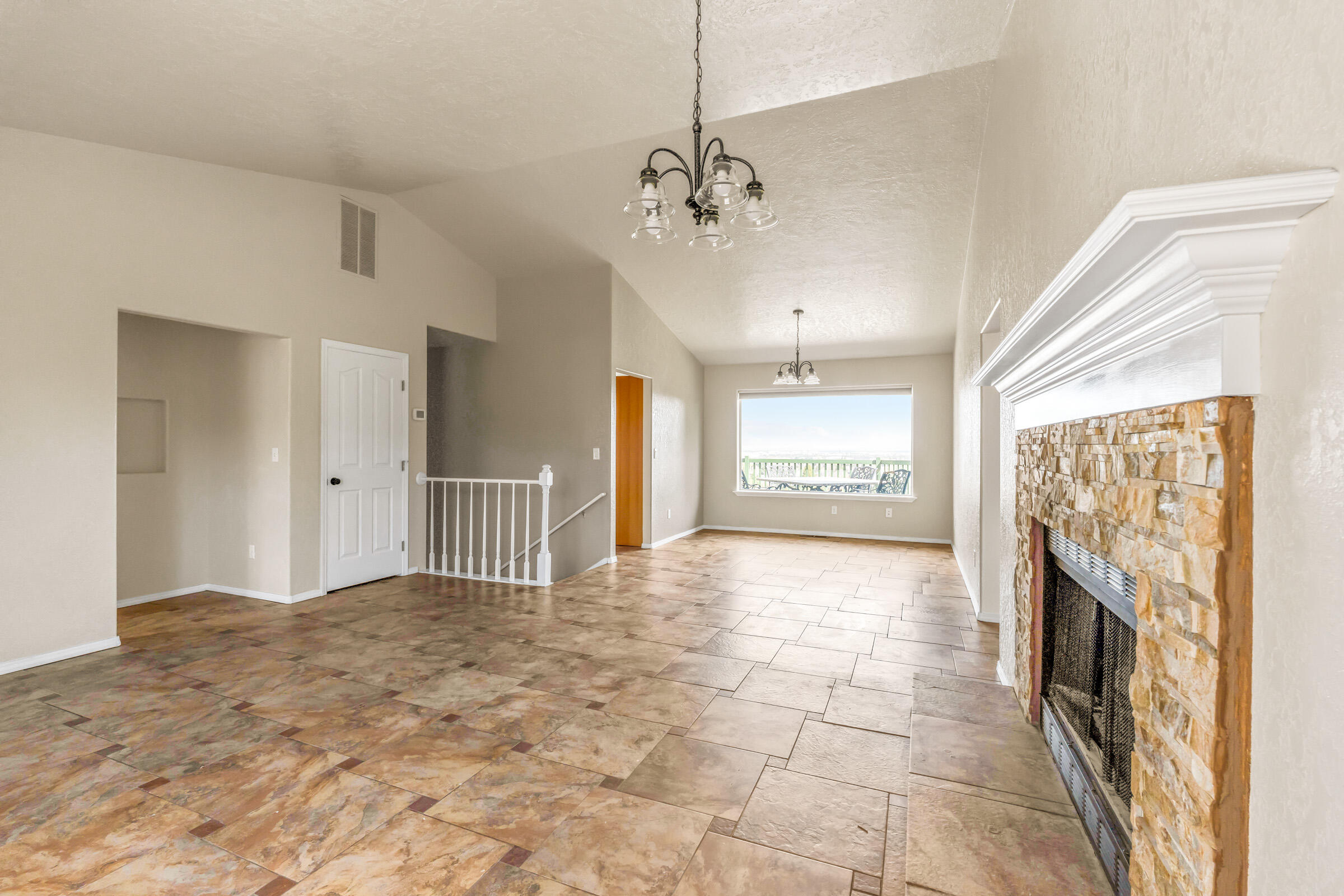 3244 Southwest 34th Street Redmond, OR 97756 - Photo 2 of 50 316_SW 34th-V2_Pro Property Photos_Bend