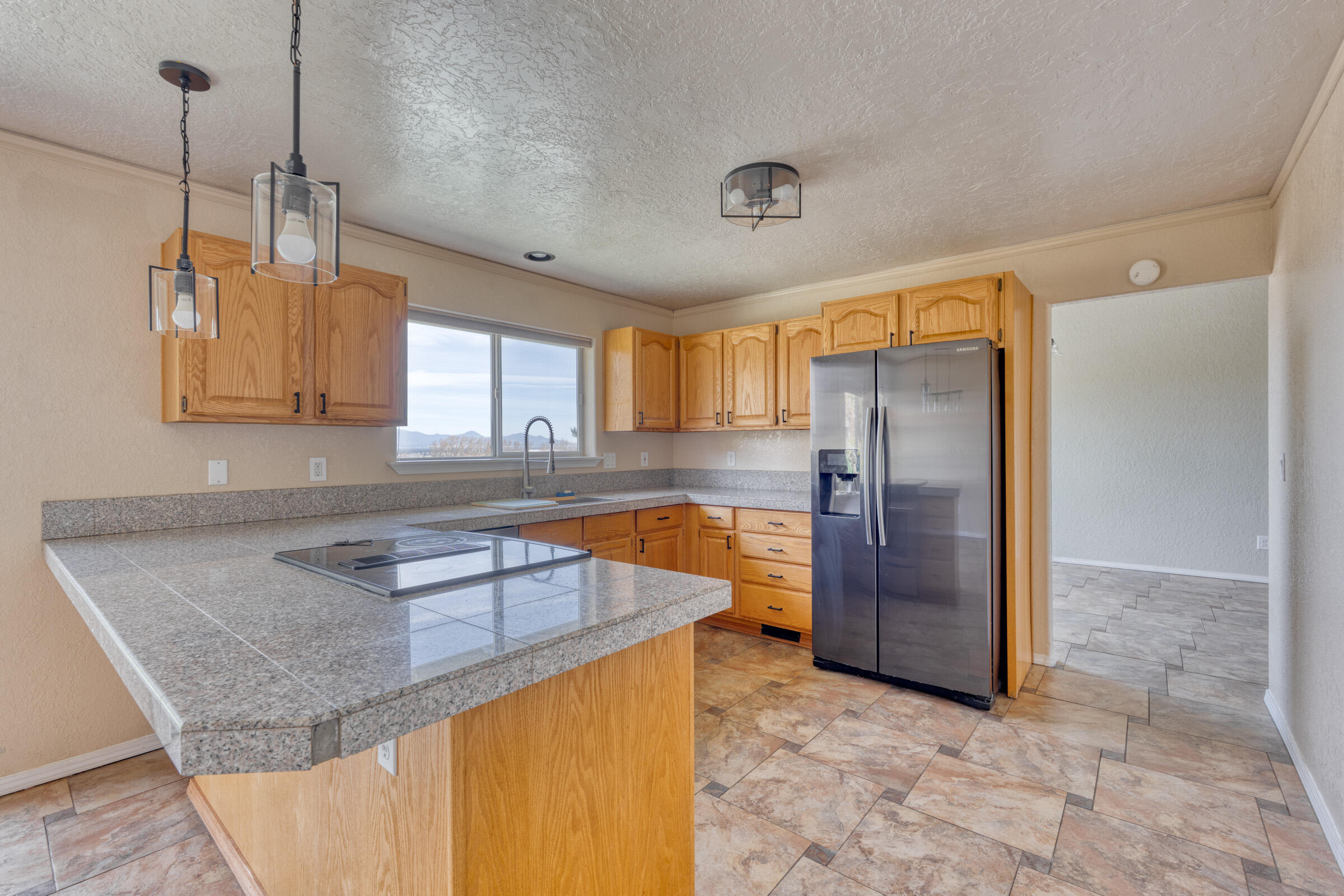 3244 Southwest 34th Street Redmond, OR 97756 - Photo 8 of 50 325_SW 34th-V2_Pro Property Photos_Bend