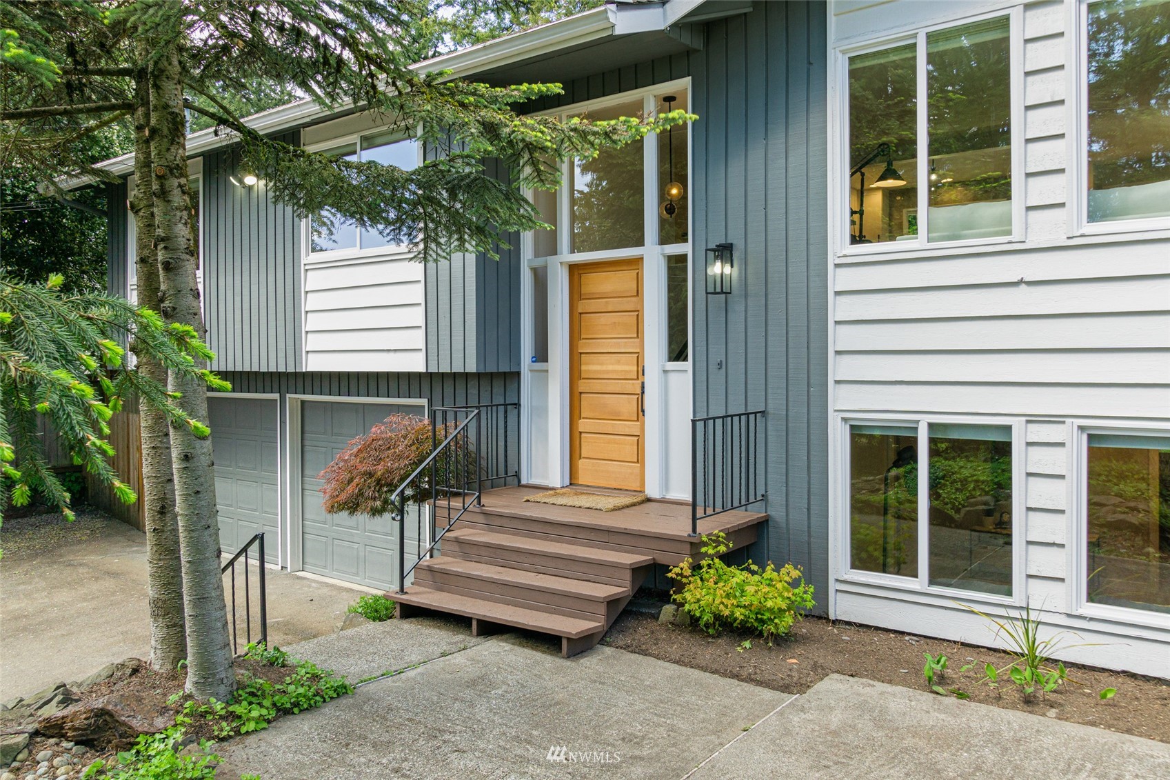 10404 Northeast 190th Street Bothell, WA 98011 - Photo 1 of 39 Gallery Image 1