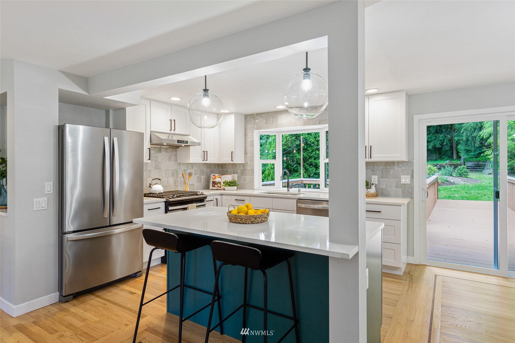 10404 Northeast 190th Street Bothell, WA 98011 - Photo 11 of 39 Gallery Image 11