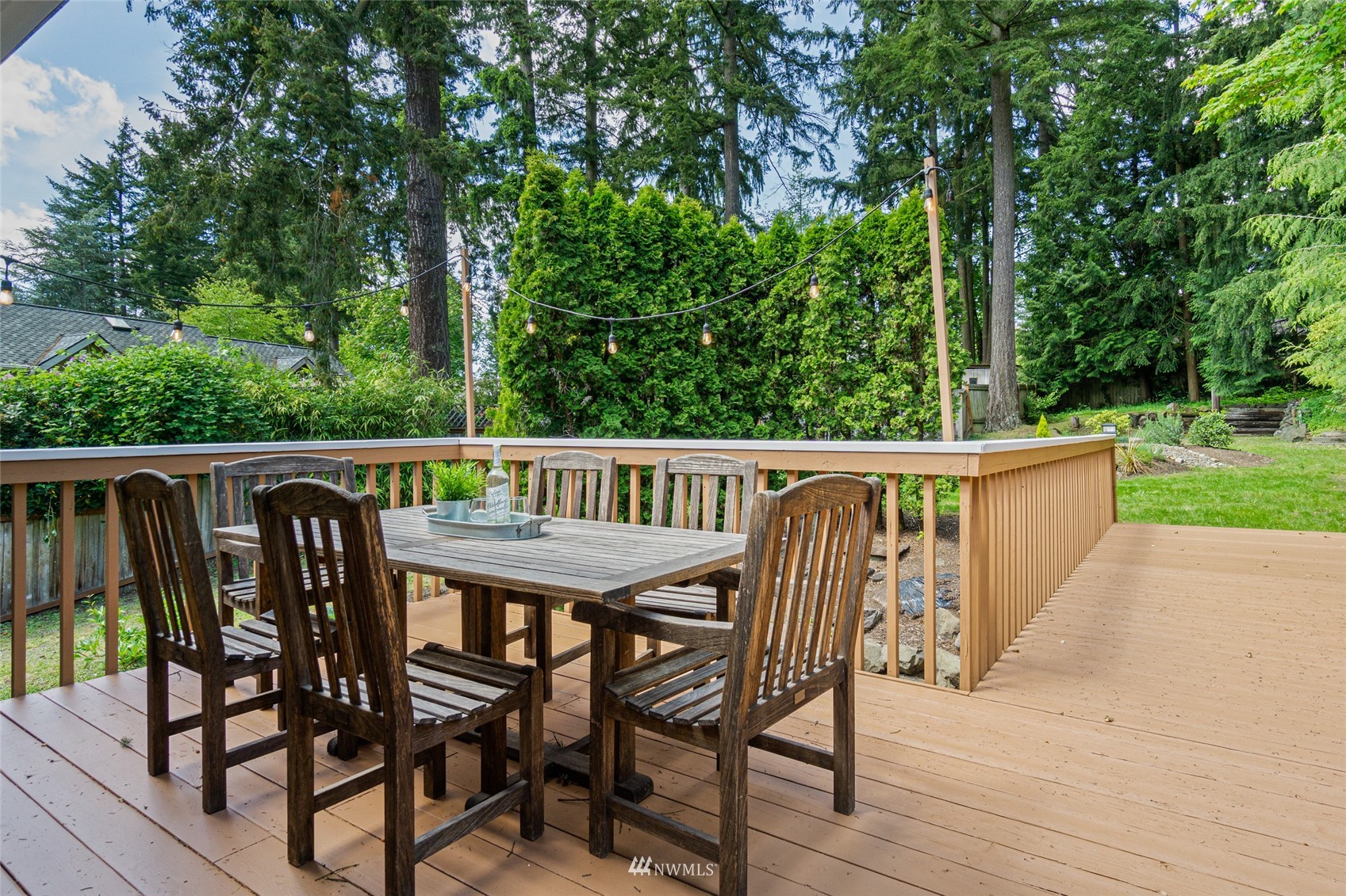10404 Northeast 190th Street Bothell, WA 98011 - Photo 36 of 39 Gallery Image 36