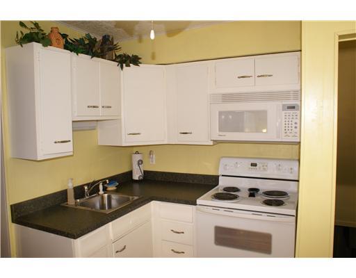 3944 California Pittsburgh, PA 15212 - Photo 4 of 11 Kitchen.