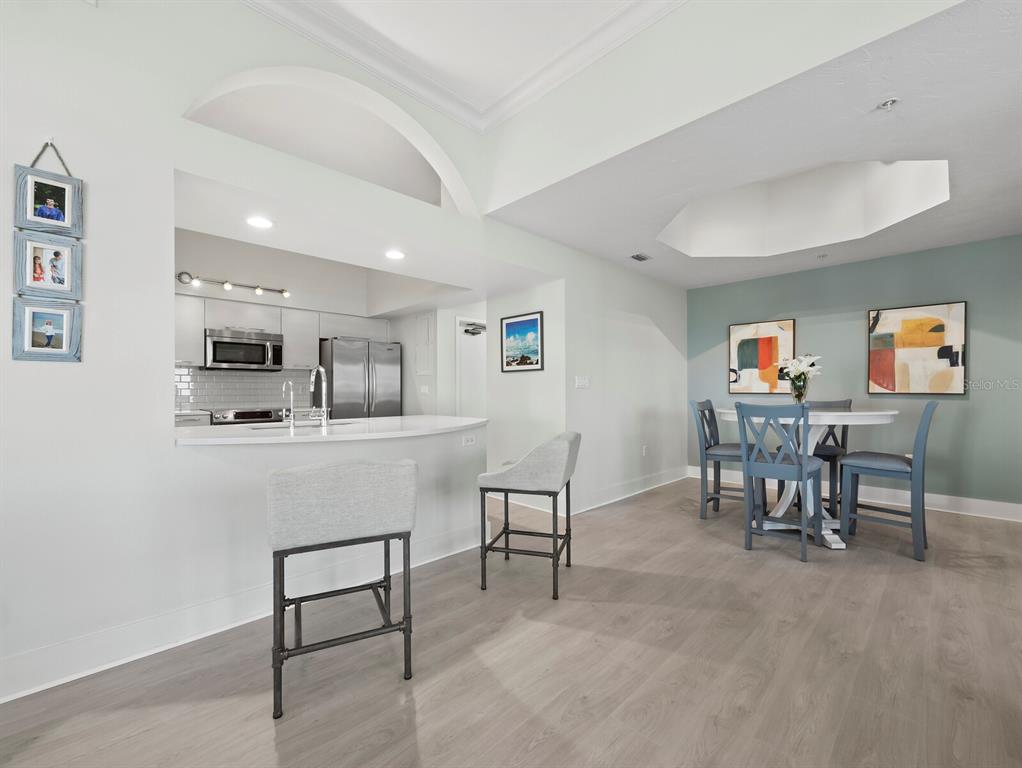 205 Golden Gate Point, Unit 401 Sarasota, FL 34236 - Photo 14 of 63