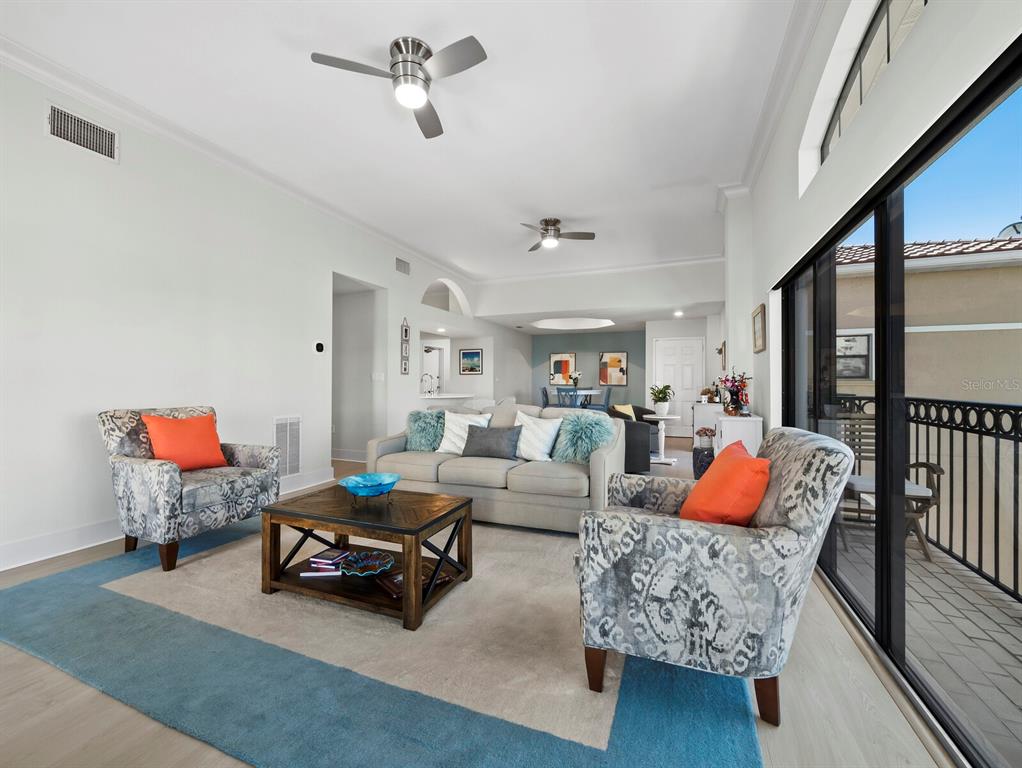 205 Golden Gate Point, Unit 401 Sarasota, FL 34236 - Photo 15 of 63