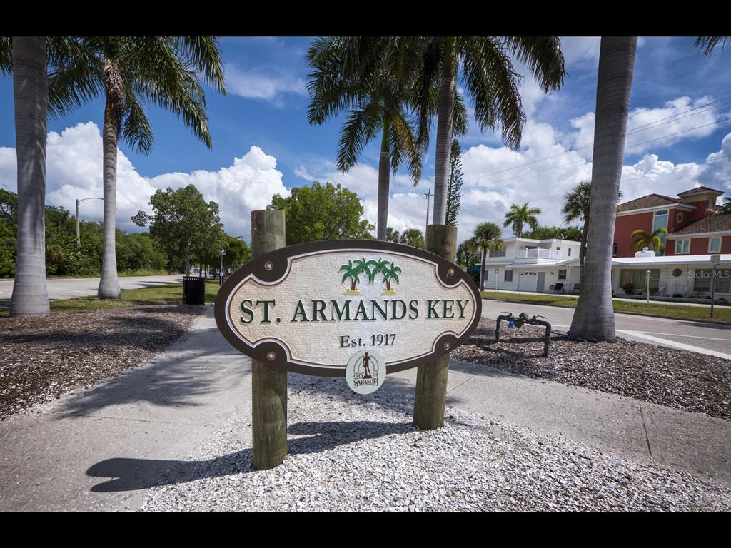 205 Golden Gate Point, Unit 401 Sarasota, FL 34236 - Photo 56 of 63