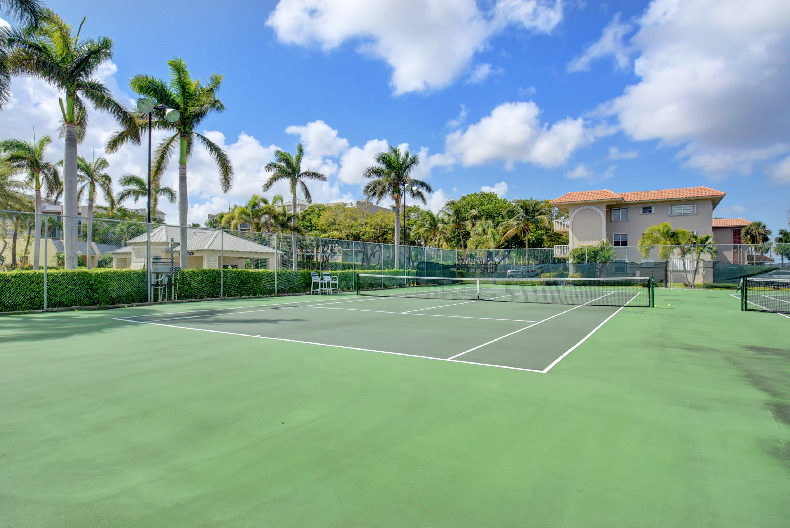 4 Royal Palm Way, Unit 6020 Boca Raton, FL 33432 - Photo 39 of 41 a view of a playground and basketball court
