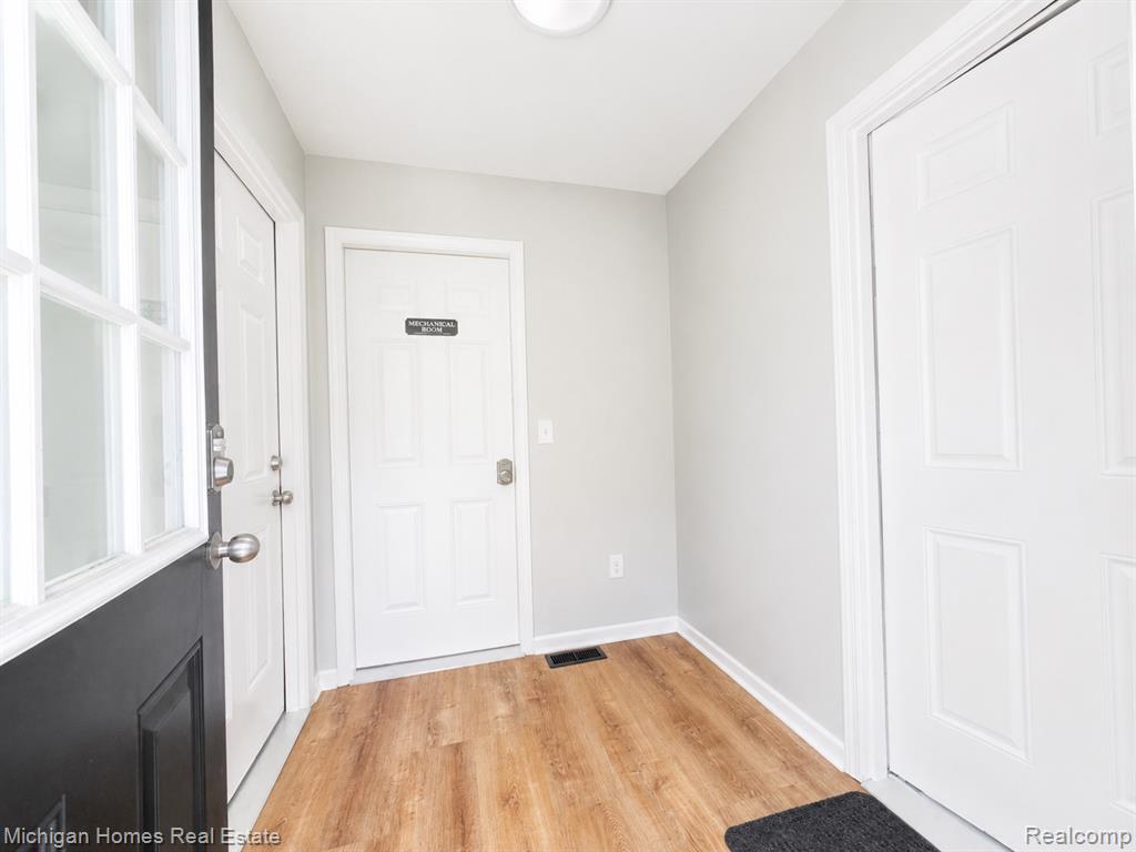 4030 South Fenton Road Holly, MI 48442 - Photo 19 of 19