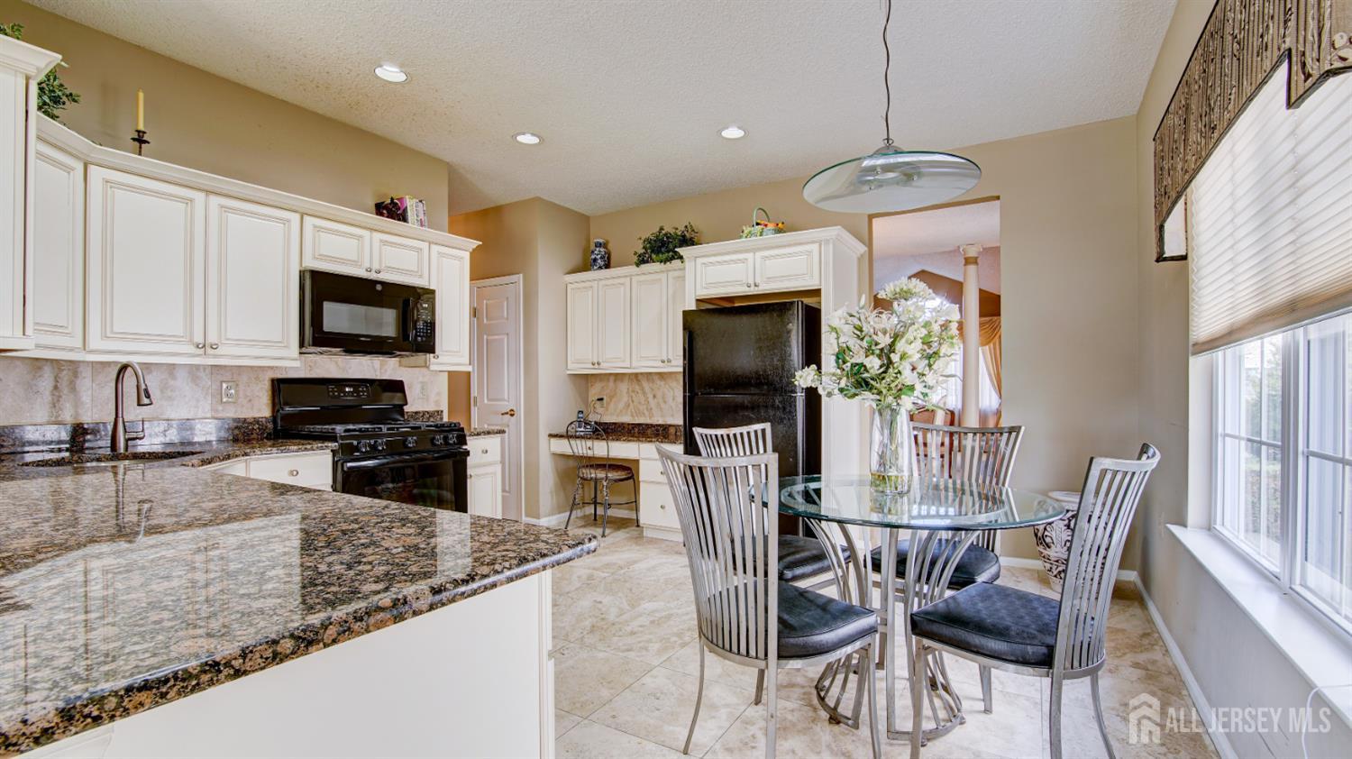 36 Chichester Road Monroe Township, NJ 08831 - Photo 19 of 50