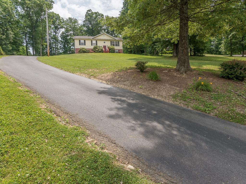 49 Maple Ridge Court Jonesborough, TN 37659 - Photo 2 of 36 Photo 2