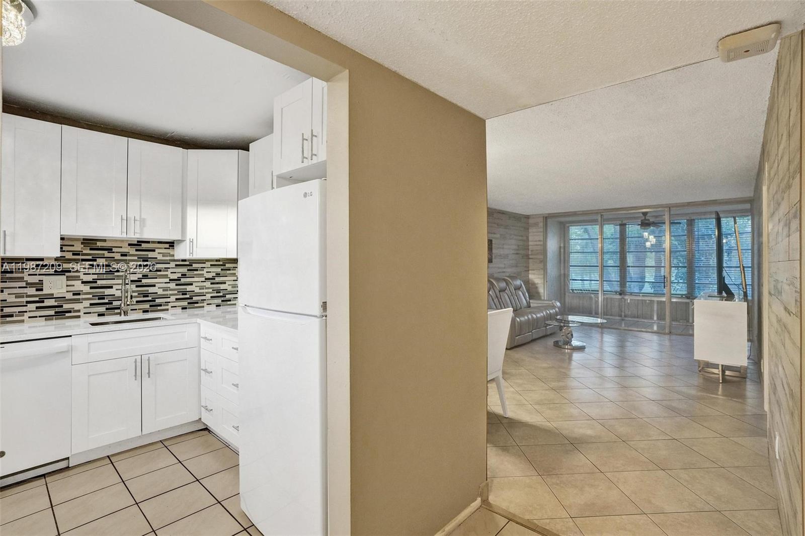 8301 Sands Point Boulevard, Unit S205 Tamarac, FL 33321 - Photo 11 of 29