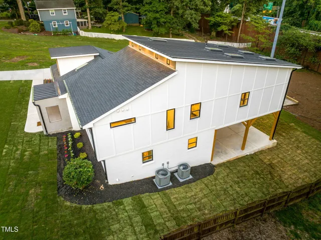 $1,199,999 | 721 Currituck Drive, Raleigh, NC 27609