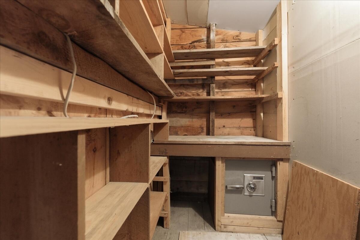 89 Bryant Road Buckfield, ME 04220 - Photo 42 of 72 Storage Area