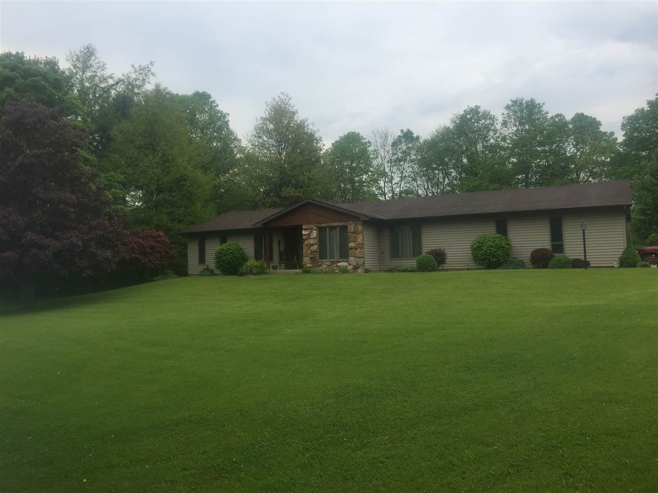 18208 Richey Lane Huntertown, IN 46748 - Photo 1 of 26