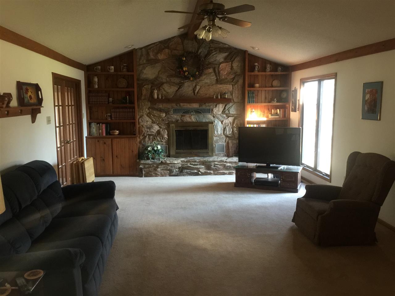 18208 Richey Lane Huntertown, IN 46748 - Photo 2 of 26