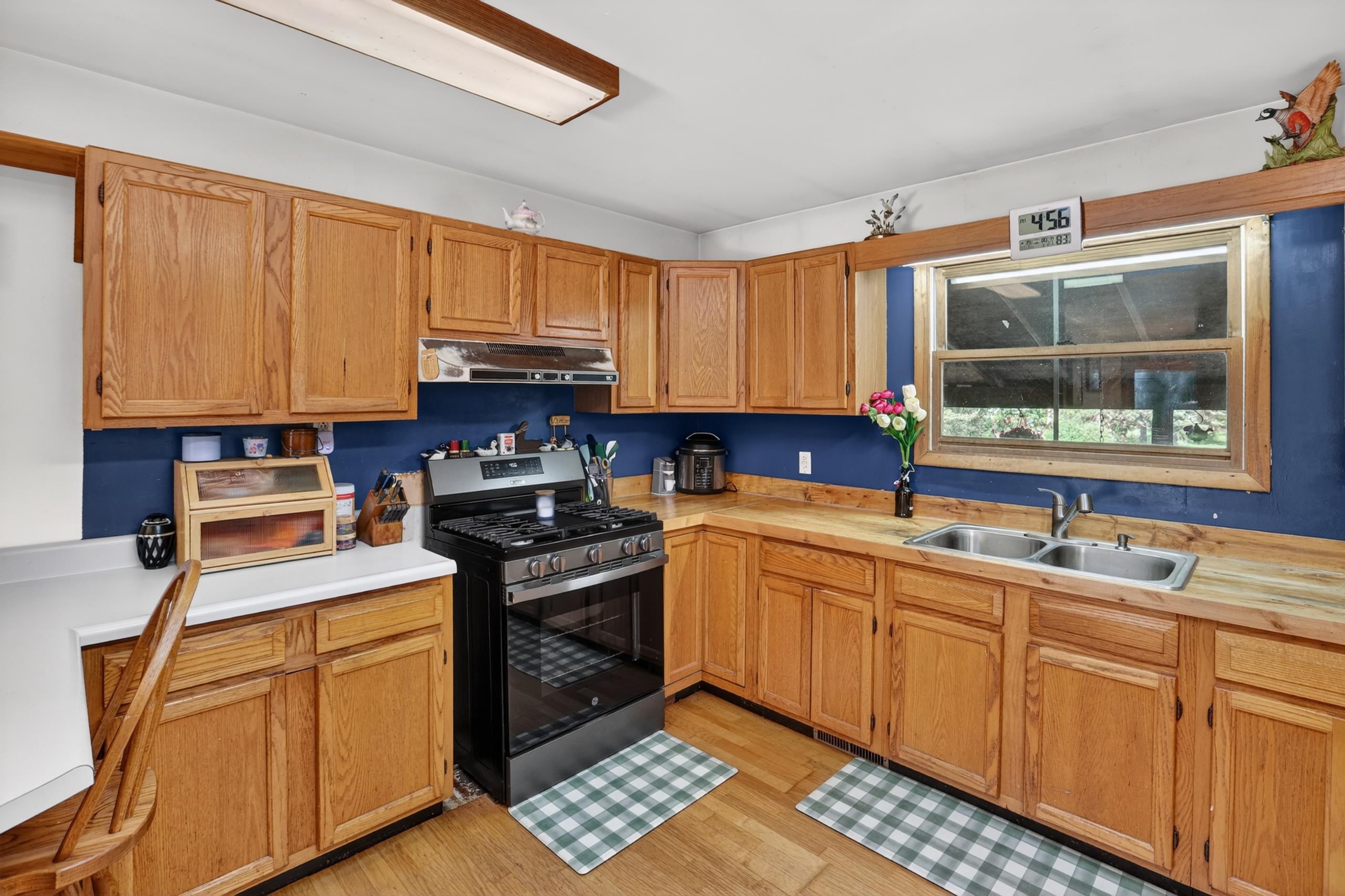 2248 Vickory Road Caro, MI 48723 - Photo 5 of 60