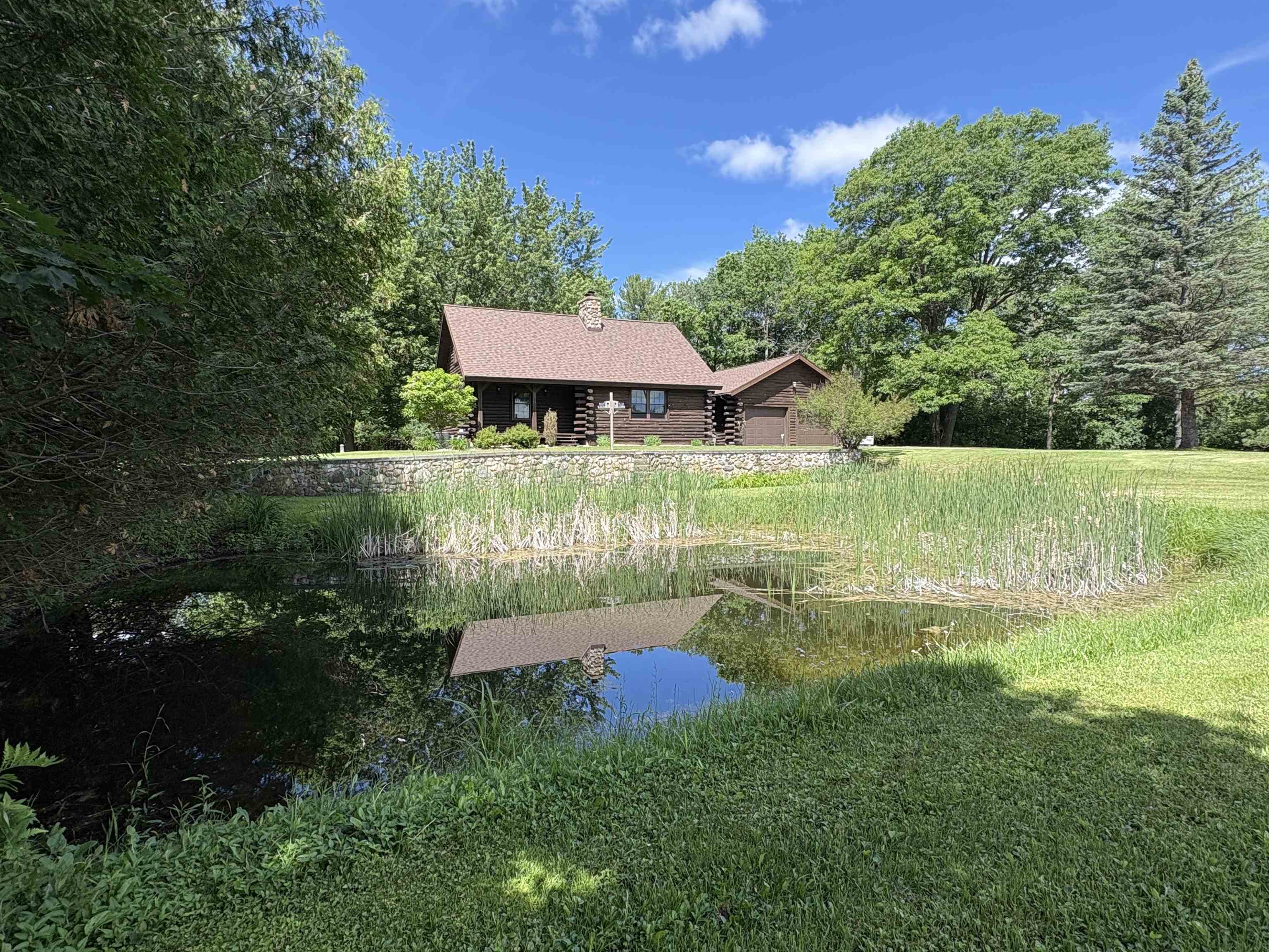 5423 County Road P Gillett, WI 54124 - Photo 2 of 58