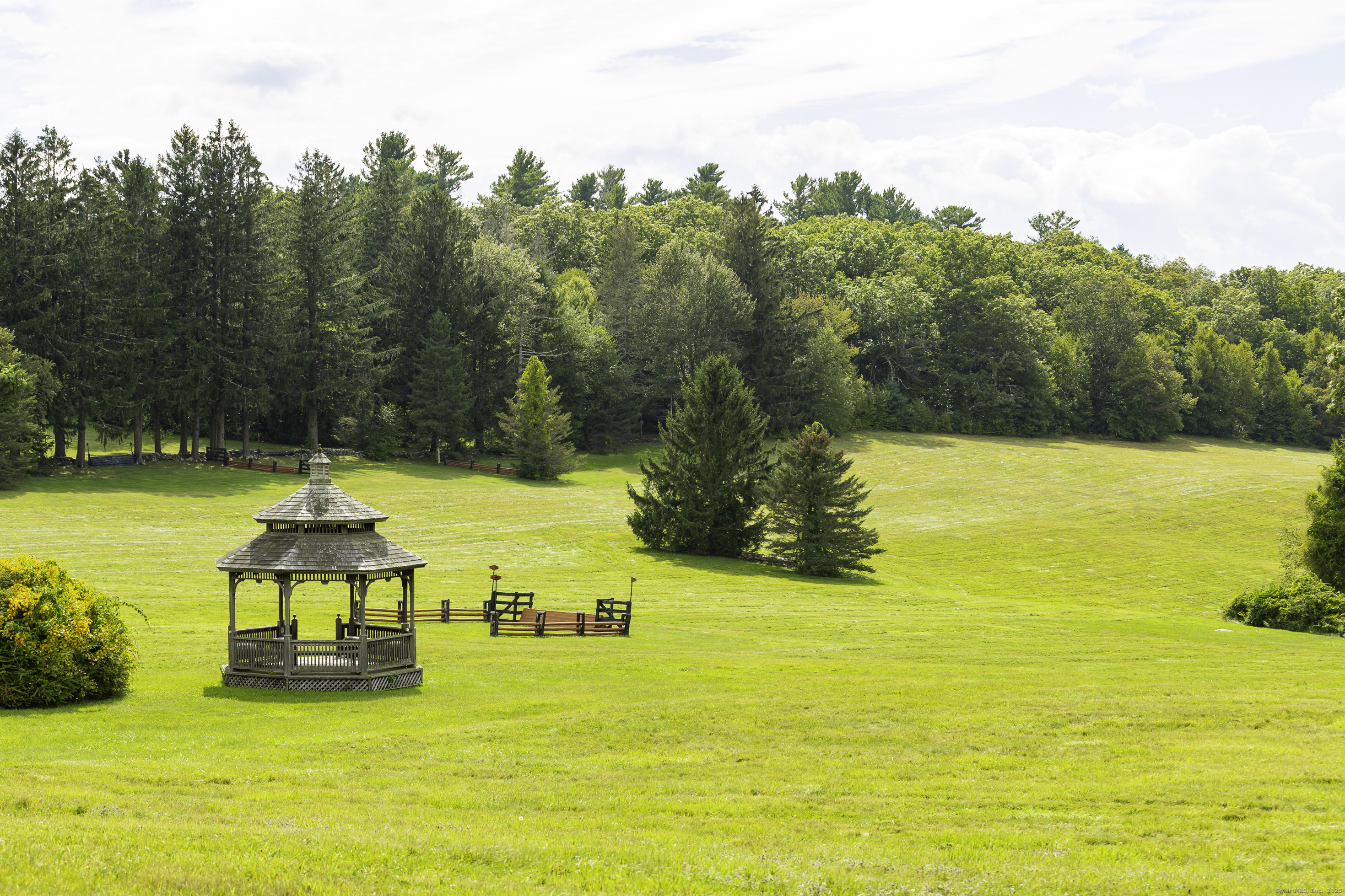 121-125 Butts Hollow Road Dover Plains, NY 12522 - Photo 26 of 27