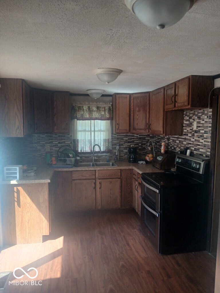 8798 South Pleasure Valley Road Waldron, IN 46182 - Photo 3 of 9