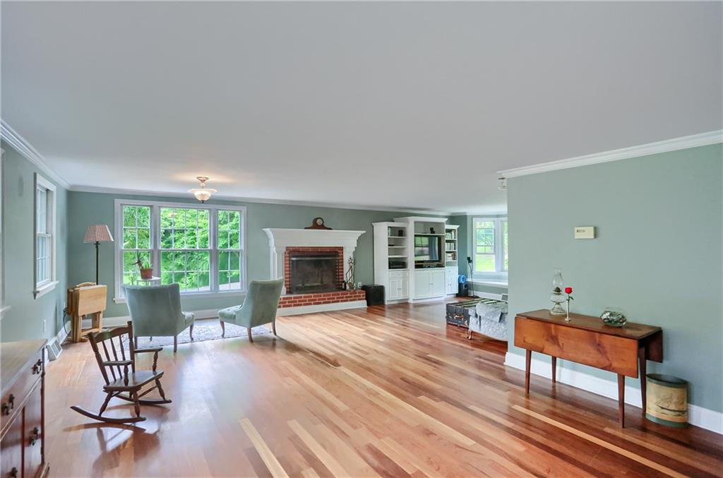 245 Hutchman Road Mars, PA 16046 - Photo 6 of 50