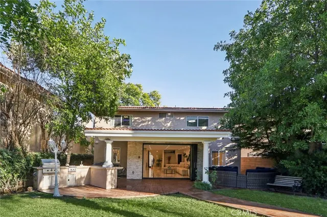 $1,549,950 | 6355 Yolanda Avenue, Tarzana, CA 91335