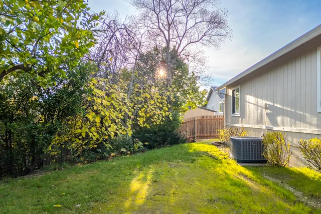 $375,000 | 774 Springer Drive, Redding, CA 96003